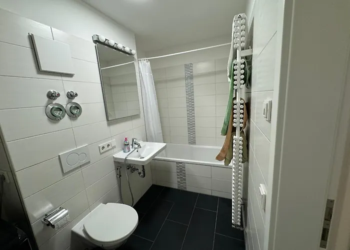 Moderne Gartenwohnung Nahe Messe Und Flughafen Muenchen *